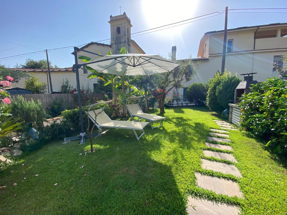 Casa Vittoria Villa กาไมโยเร ภายนอก รูปภาพ