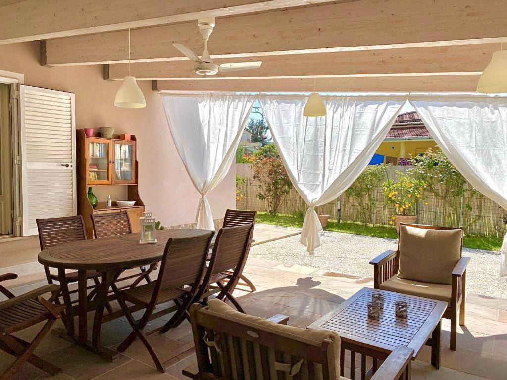 Casa Vittoria Villa กาไมโยเร ภายนอก รูปภาพ