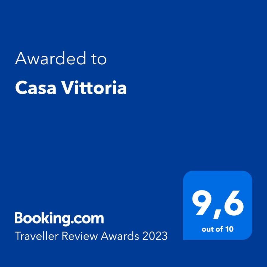 Casa Vittoria Villa กาไมโยเร ภายนอก รูปภาพ