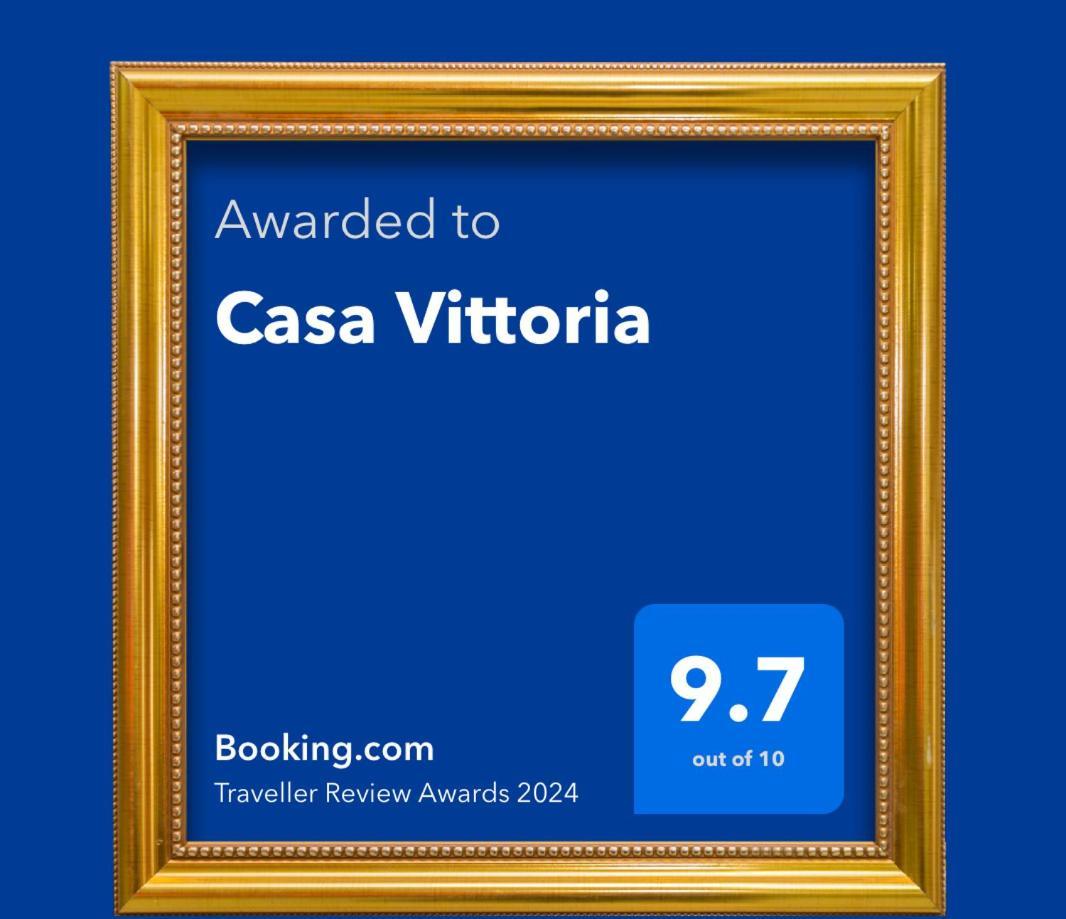 Casa Vittoria Villa กาไมโยเร ภายนอก รูปภาพ