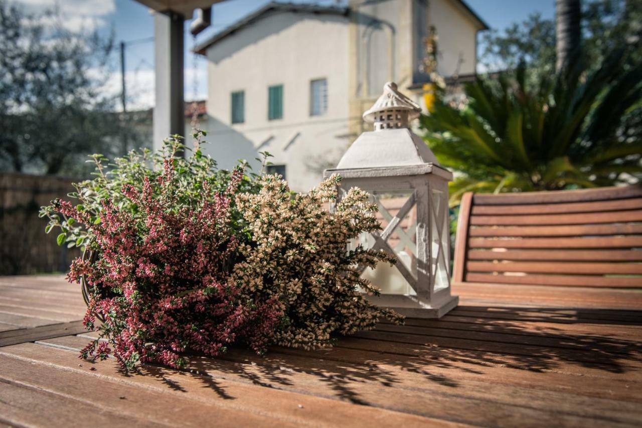 Casa Vittoria Villa กาไมโยเร ภายนอก รูปภาพ